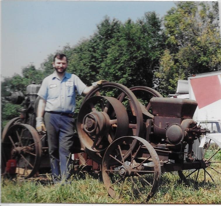 wes tractor_0001